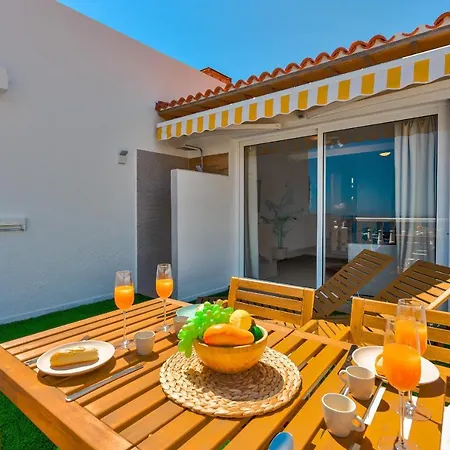 Good Mood - Sunny Seaview Apartment *