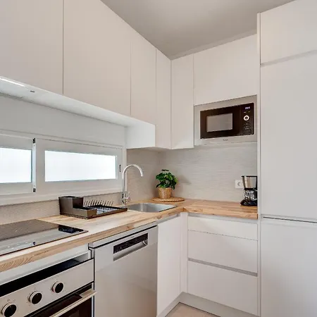 Good Mood - Sunny Seaview Apartment *